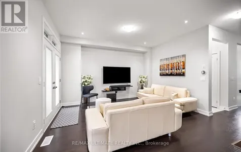 103 Glenngarry Crescent Vaughan ON L6A 4Z5
