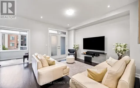 103 Glenngarry Crescent Vaughan ON L6A 4Z5