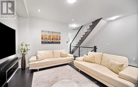 103 Glenngarry Crescent Vaughan ON L6A 4Z5