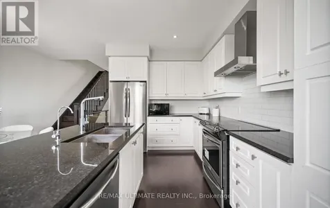 103 Glenngarry Crescent Vaughan ON L6A 4Z5