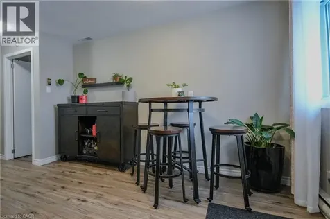 25 Elgin Street North Cambridge ON N1R 5G8
