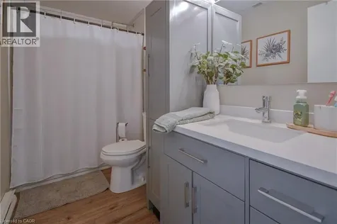 25 Elgin Street North Cambridge ON N1R 5G8
