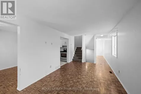 1991 Banff Avenue Ottawa ON K1V 7X6