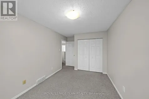 1991 Banff Avenue Ottawa ON K1V 7X6