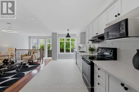 160 Deercroft Avenue Ottawa ON K2J 5H9