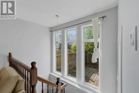 160 Deercroft Avenue Ottawa ON K2J 5H9