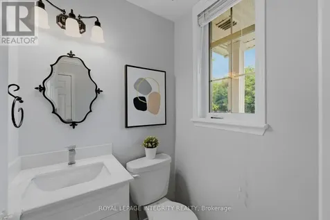 160 Deercroft Avenue Ottawa ON K2J 5H9