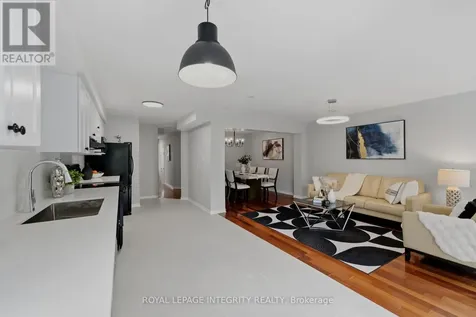 160 Deercroft Avenue Ottawa ON K2J 5H9