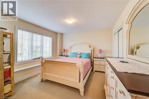 51 Wakefield Street Breslau ON N0B 1M0