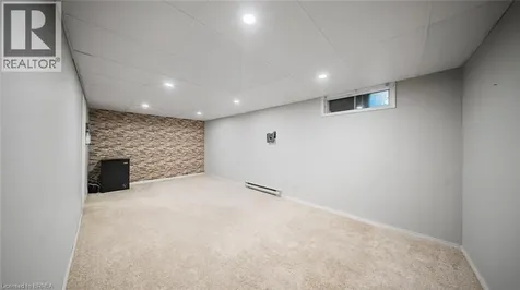 23 Freeman Crescent Simcoe ON N3Y 5J9