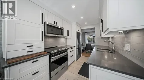 23 Freeman Crescent Simcoe ON N3Y 5J9