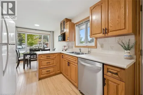 269 Ross Avenue Kitchener ON N2A 1V7