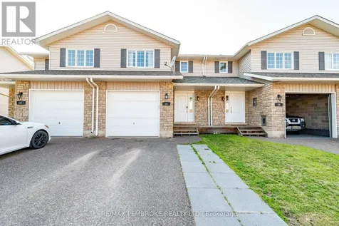 30 Winston Avenue Petawawa ON K8H 0C1