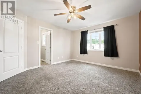 30 Winston Avenue Petawawa ON K8H 0C1