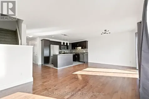 30 Winston Avenue Petawawa ON K8H 0C1