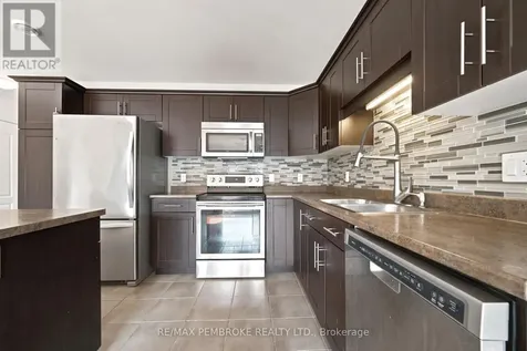 30 Winston Avenue Petawawa ON K8H 0C1