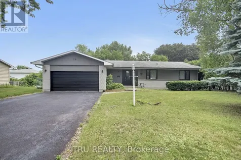 26 Langholm Crescent Ottawa ON K2J 1H2
