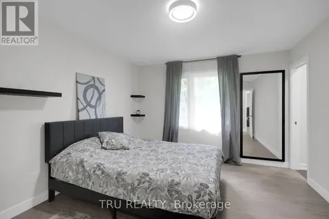 26 Langholm Crescent Ottawa ON K2J 1H2