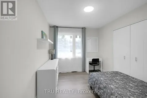 26 Langholm Crescent Ottawa ON K2J 1H2