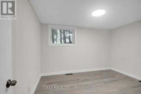 26 Langholm Crescent Ottawa ON K2J 1H2