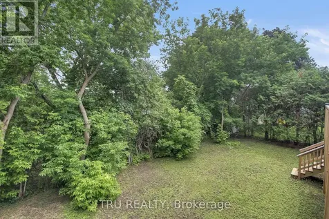 26 Langholm Crescent Ottawa ON K2J 1H2