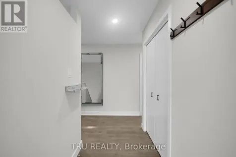 26 Langholm Crescent Ottawa ON K2J 1H2