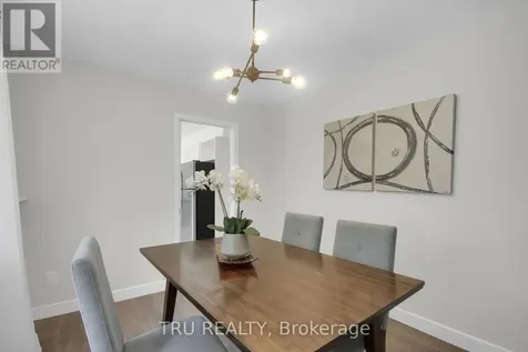 26 Langholm Crescent Ottawa ON K2J 1H2