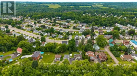 127 Jennet Street Renfrew ON K7V 3C1