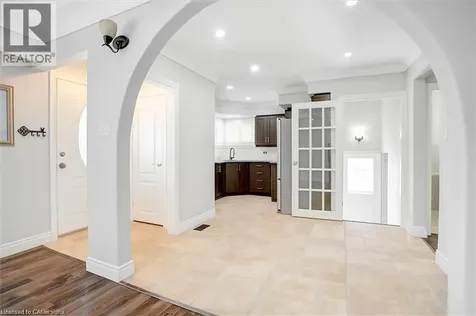 112 Sunrise Drive Hamilton ON L8K 4C3
