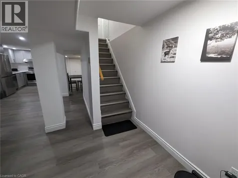 510 Oakridge Place Waterloo ON N2L 4P2