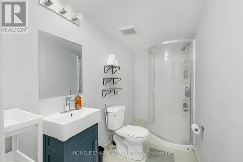 1180 Heathfield Court Windsor ON N8S 4N9