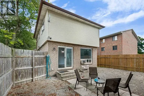1180 Heathfield Court Windsor ON N8S 4N9