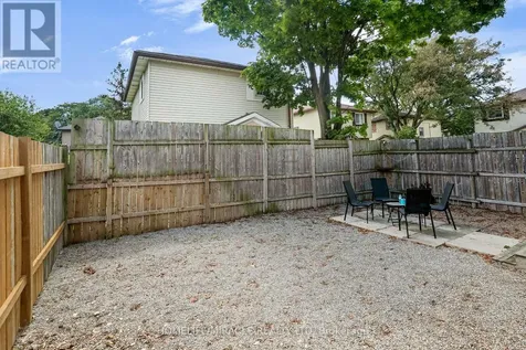 1180 Heathfield Court Windsor ON N8S 4N9