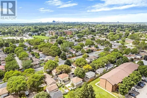 1180 Heathfield Court Windsor ON N8S 4N9
