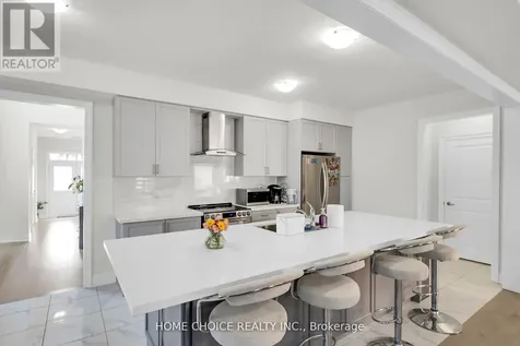 22 Ludlow Drive East Barrie ON L9S 2Z8