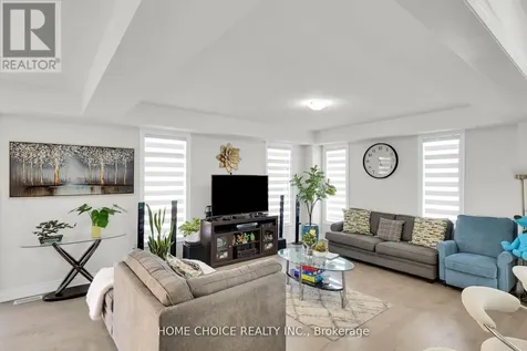 22 Ludlow Drive East Barrie ON L9S 2Z8