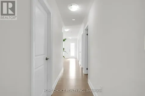 22 Ludlow Drive East Barrie ON L9S 2Z8