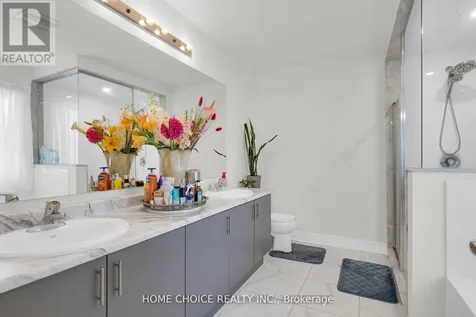 22 Ludlow Drive East Barrie ON L9S 2Z8