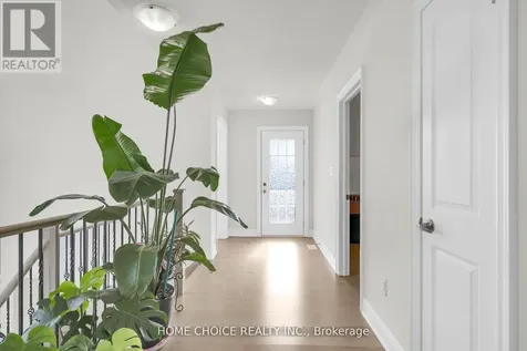 22 Ludlow Drive East Barrie ON L9S 2Z8