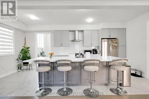 22 Ludlow Drive East Barrie ON L9S 2Z8