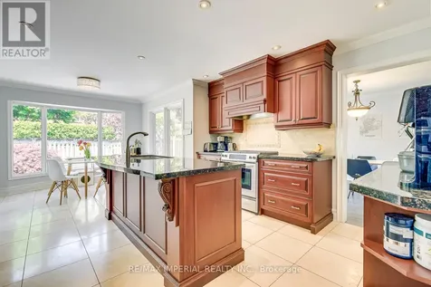 1511 Greenridge Circle Oakville (ga Glen Abbey) ON L6M 2J6
