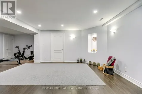 1511 Greenridge Circle Oakville (ga Glen Abbey) ON L6M 2J6