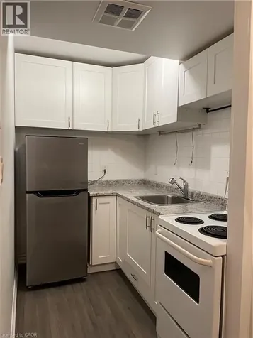 150 Charlton Avenue Hamilton ON L8N 3X3