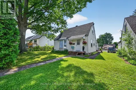 12 Churchill Crescent Smiths Falls ON K7A 3H4