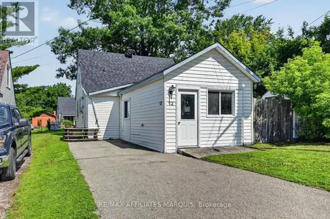 12 Churchill Crescent Smiths Falls ON K7A 3H4