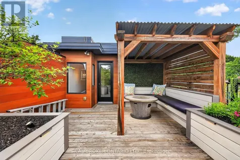 343 Riverdale Avenue Ottawa ON K1S 1R6