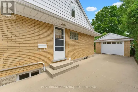 181 Rodney Street Waterloo ON N2J 1G4