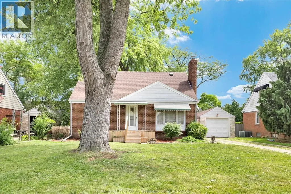 3138 Church Windsor ON N9E 1V1