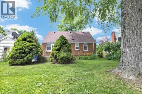 3138 Church Windsor ON N9E 1V1