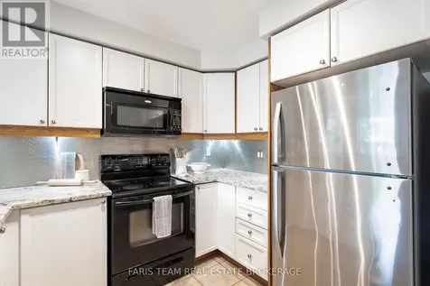 57 Winchester Terrace Barrie ON L4M 0C8